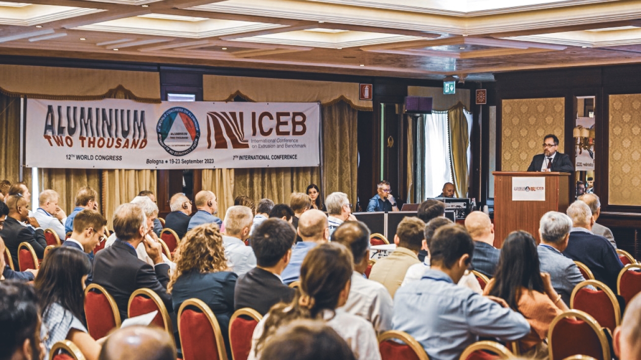 Sala conferenze durante il Congresso Aluminium Two Thousand 2023